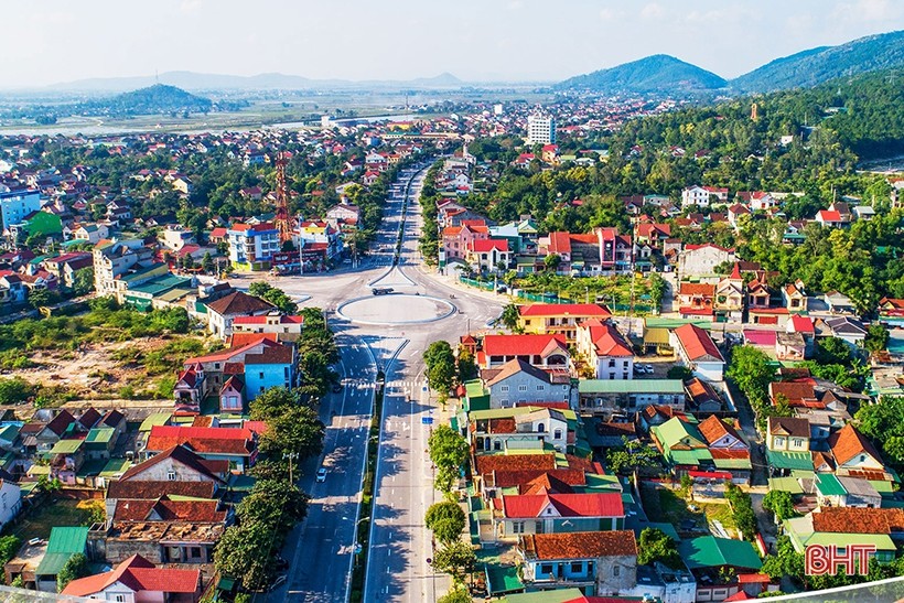 Xe trung chuyển từ sân bay Vinh đi Hồng Lĩnh đưa đón tận nhà